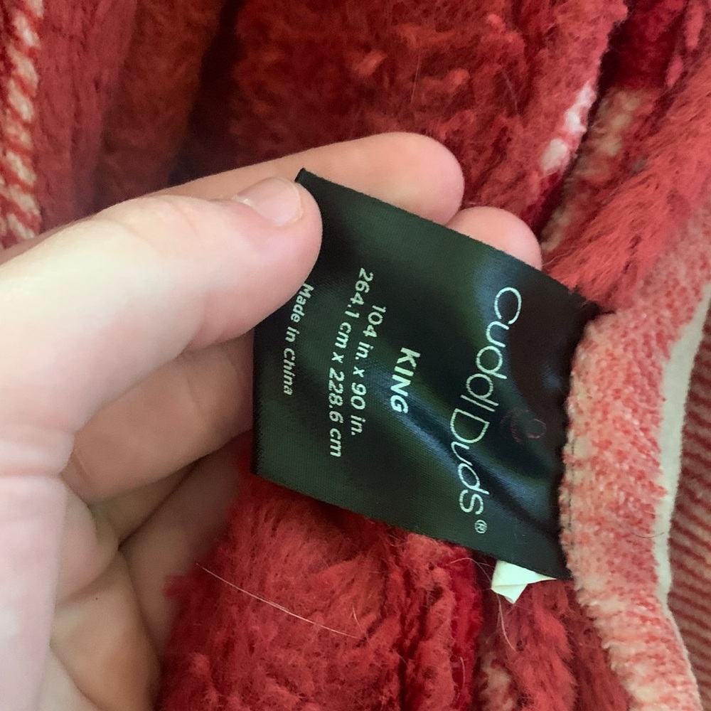 Cuddl Duds Red Plush King Blanket with Subtle Stripe Texture